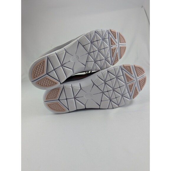 Size 9 Nike Womens Flex Essential TR 924344-009 Gray Running Shoes Sneakers - Picture 9 of 9